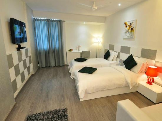 Twin room — Vijay Park Inn